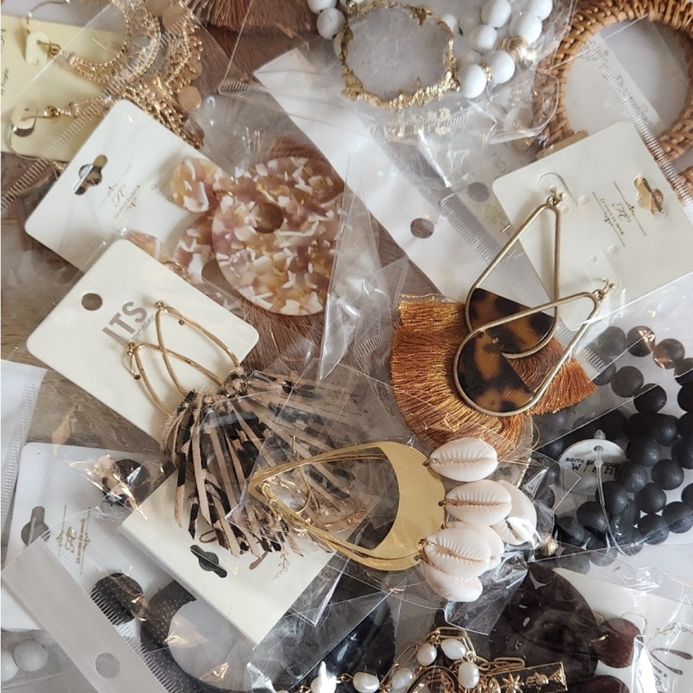 5 Pieces for 30.00-Random fun Jewelry!